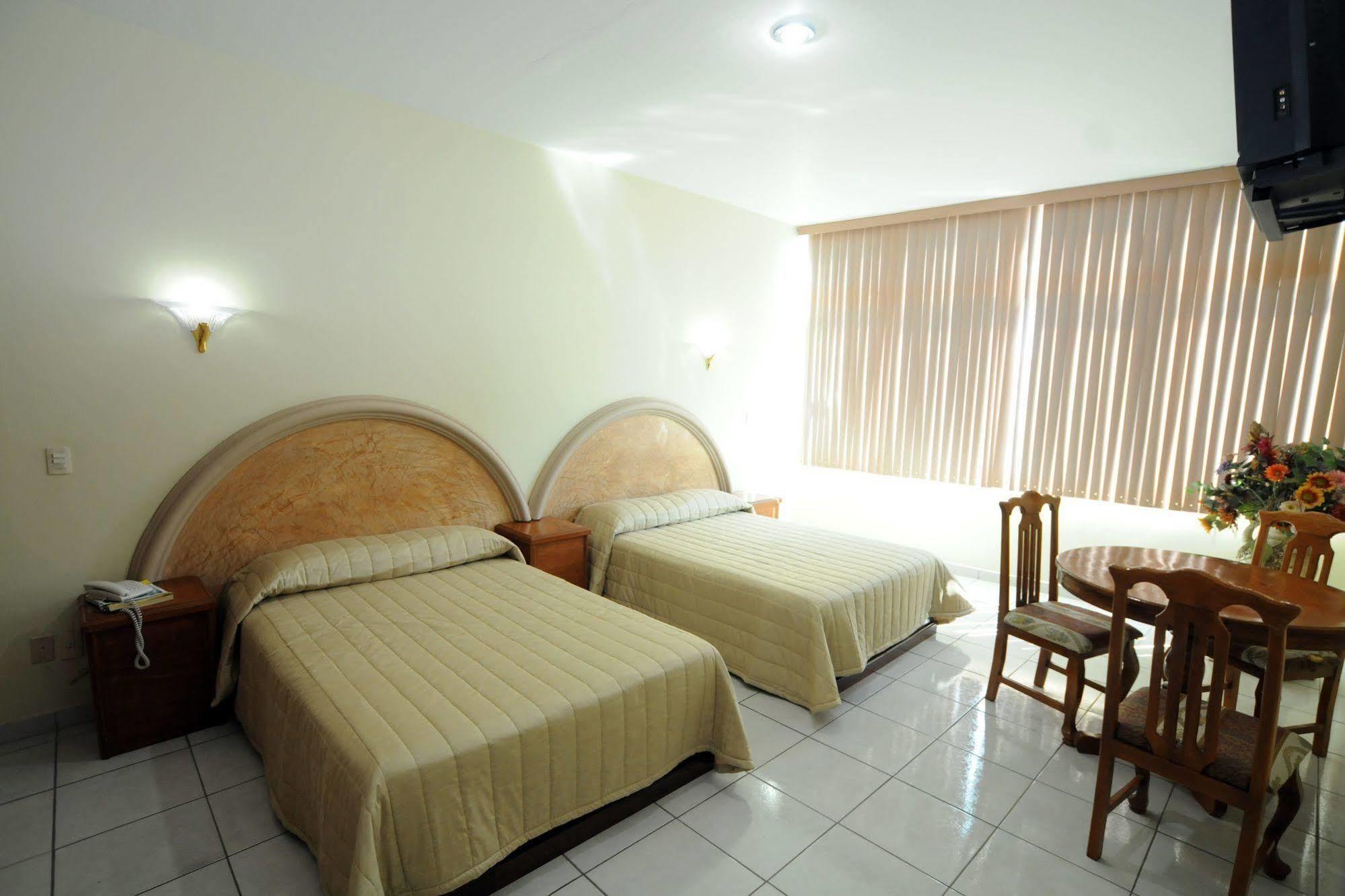 Hotel Plaza Sahuayo Exterior foto