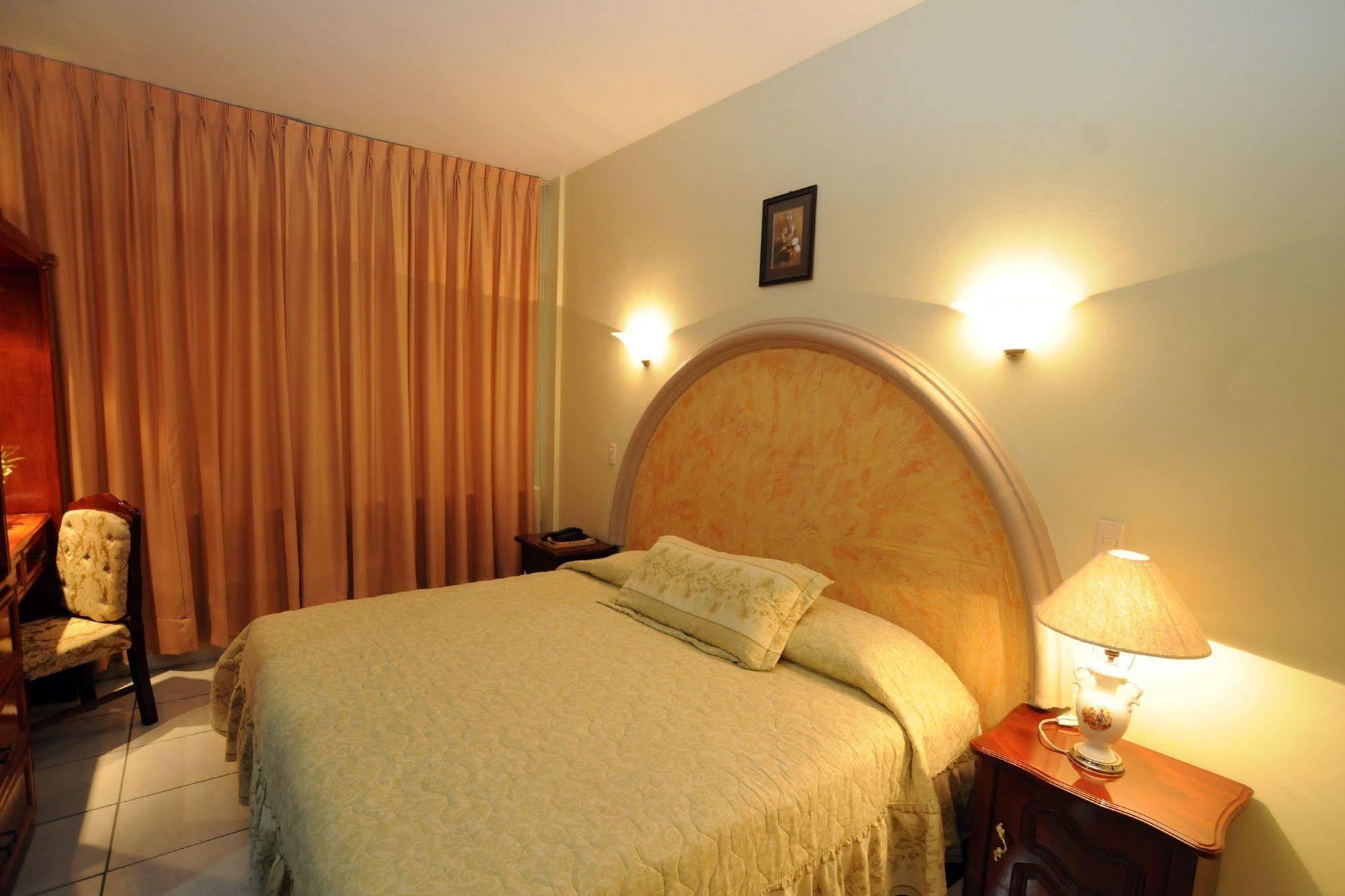 Hotel Plaza Sahuayo Exterior foto